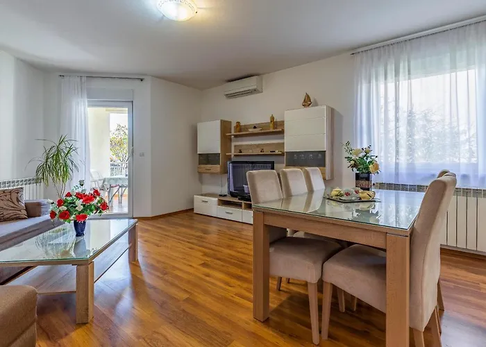 Apartment Istriensonne - Veruda Mit Grillterrasse