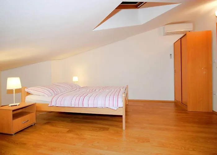 Apartment Istriensonne - Veruda Mit Grillterrasse Pula