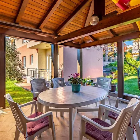 Istriensonne - Veruda Mit Grillterrasse Pula