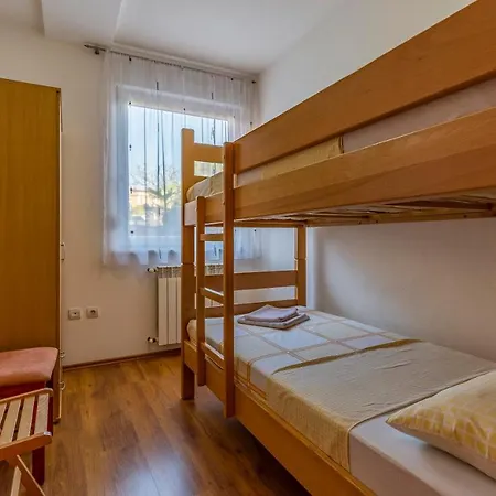 Appartement Istriensonne - Veruda Mit Grillterrasse