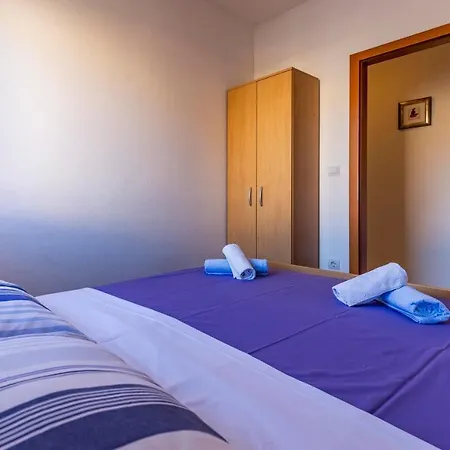 Appartement Istriensonne - Veruda Mit Grillterrasse