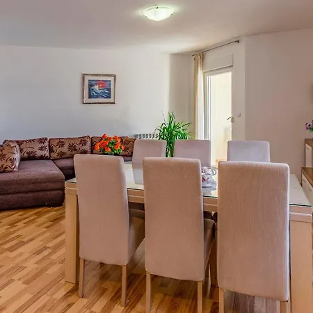 Istriensonne - Veruda Mit Grillterrasse Appartement *