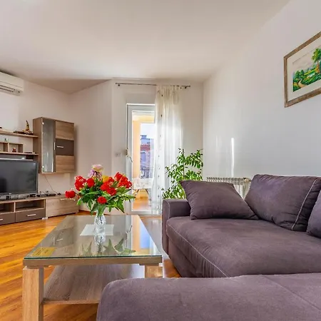 Istriensonne - Veruda Mit Grillterrasse * Pula