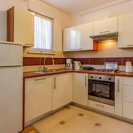 Appartement Istriensonne - Veruda Mit Grillterrasse *