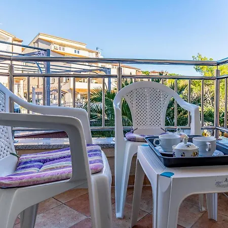 Apartment Istriensonne - Veruda Mit Grillterrasse *