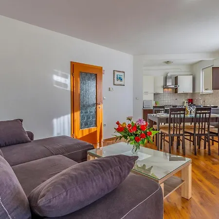 Istriensonne - Veruda Mit Grillterrasse Daire *