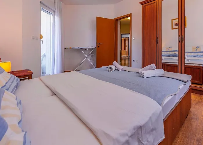 Apartman Istriensonne - Veruda Mit Grillterrasse Pula